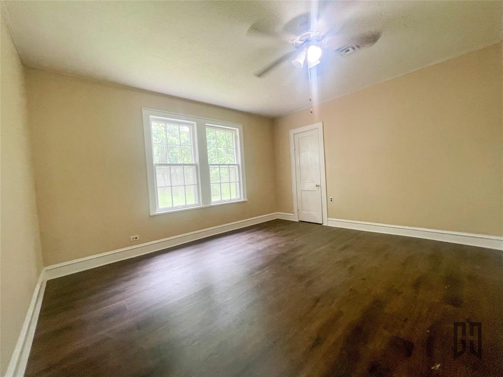 714 Butler Street Springhill, LA 71075 - Photo 17 of 22 Bedroom #4