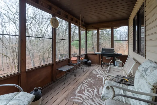 $739,000 | 3085 Kaolin Road, Cobden, IL 62920