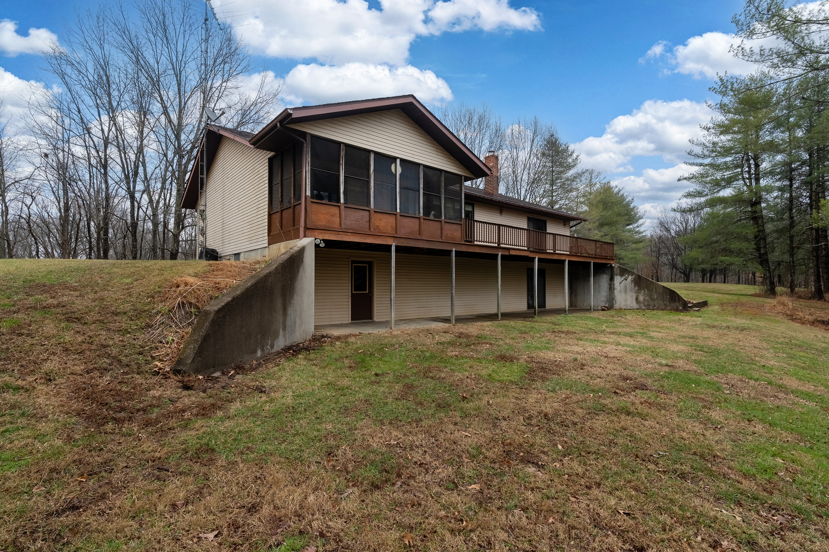 3085 Kaolin Road Cobden, IL 62920 - Photo 35 of 83 a view of a house with a yard