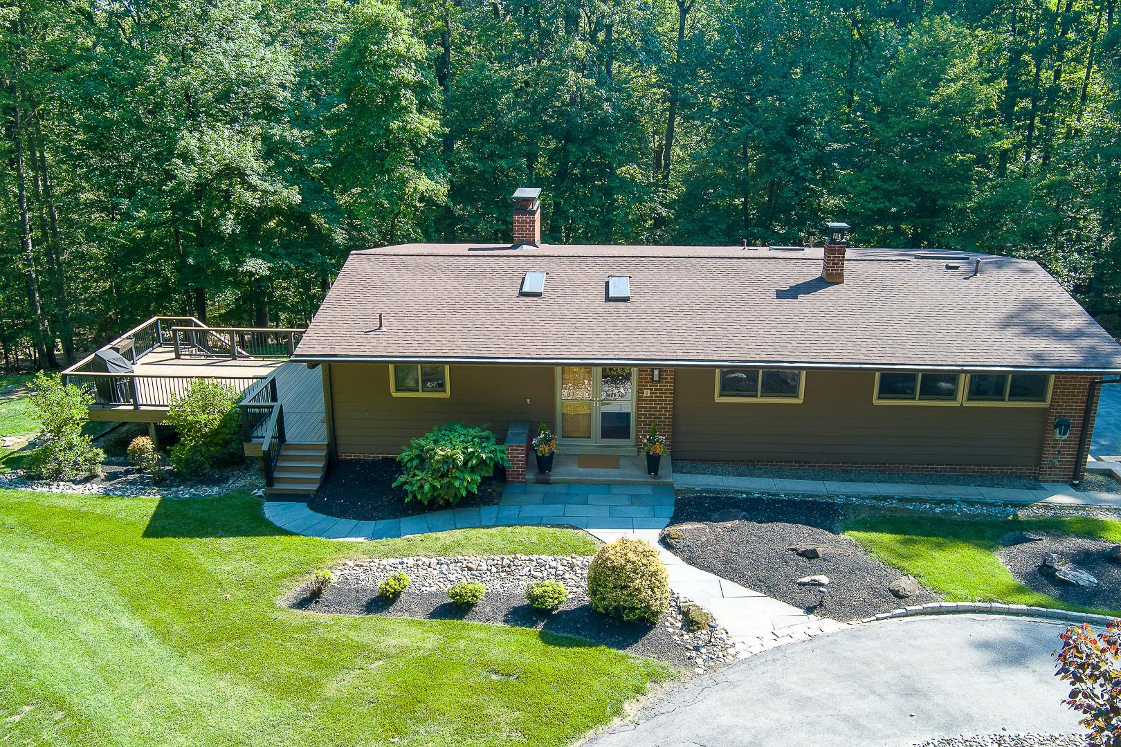 Welcome to 2147 Diamond Rock Hill Road