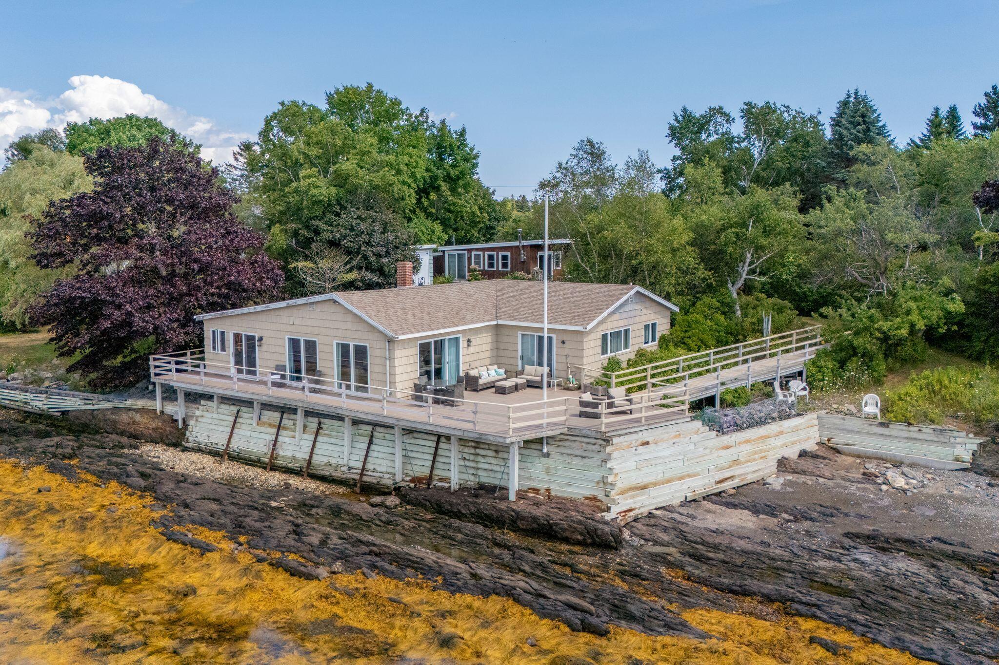 195 Beach Road Portland, ME 04019 - Photo 1 of 64 54_DJI_20260813015221_0396_D