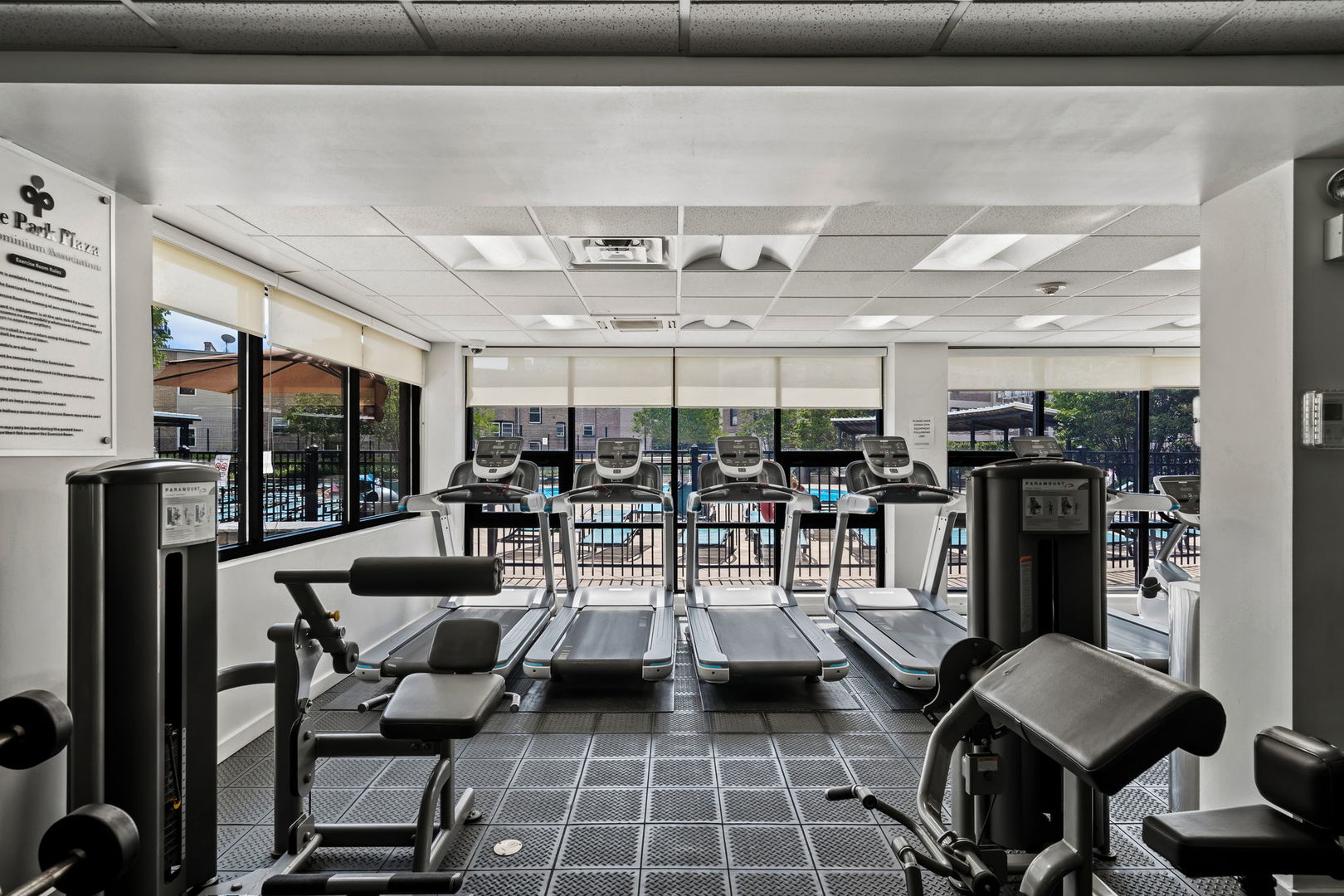 3930 North Pine Grove Avenue, Unit 2010 Chicago, IL 60613 - Photo 12 of 18