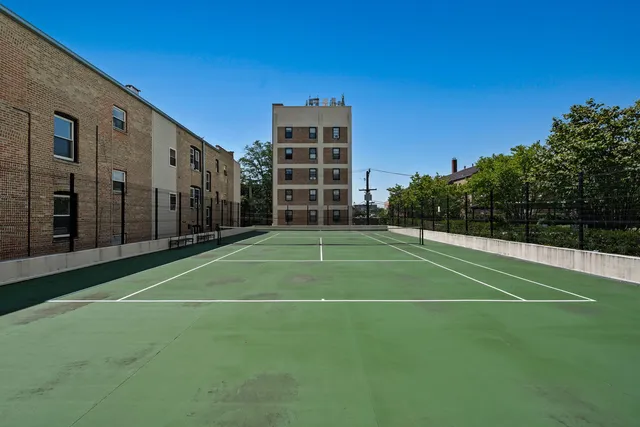 $205,000 | 3930 North Pine Grove Avenue, Unit 2010, Chicago, IL 60613