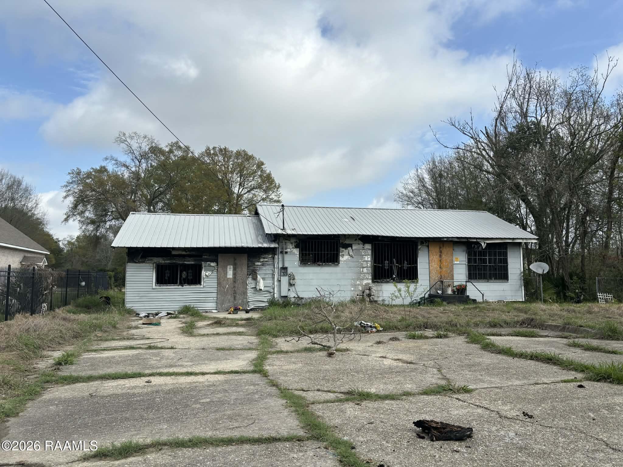 5151 Hollywood Street Baton Rouge, LA 70805 - Photo 1 of 5 front