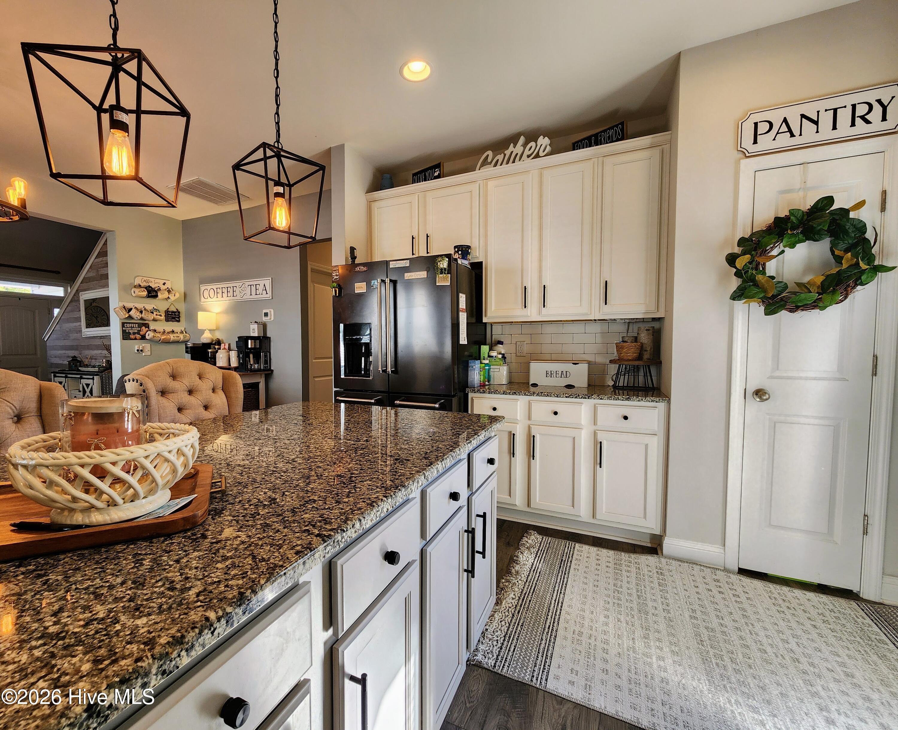 1133 Spincast Road Southport, NC 28461 - Photo 11 of 64 Pantry