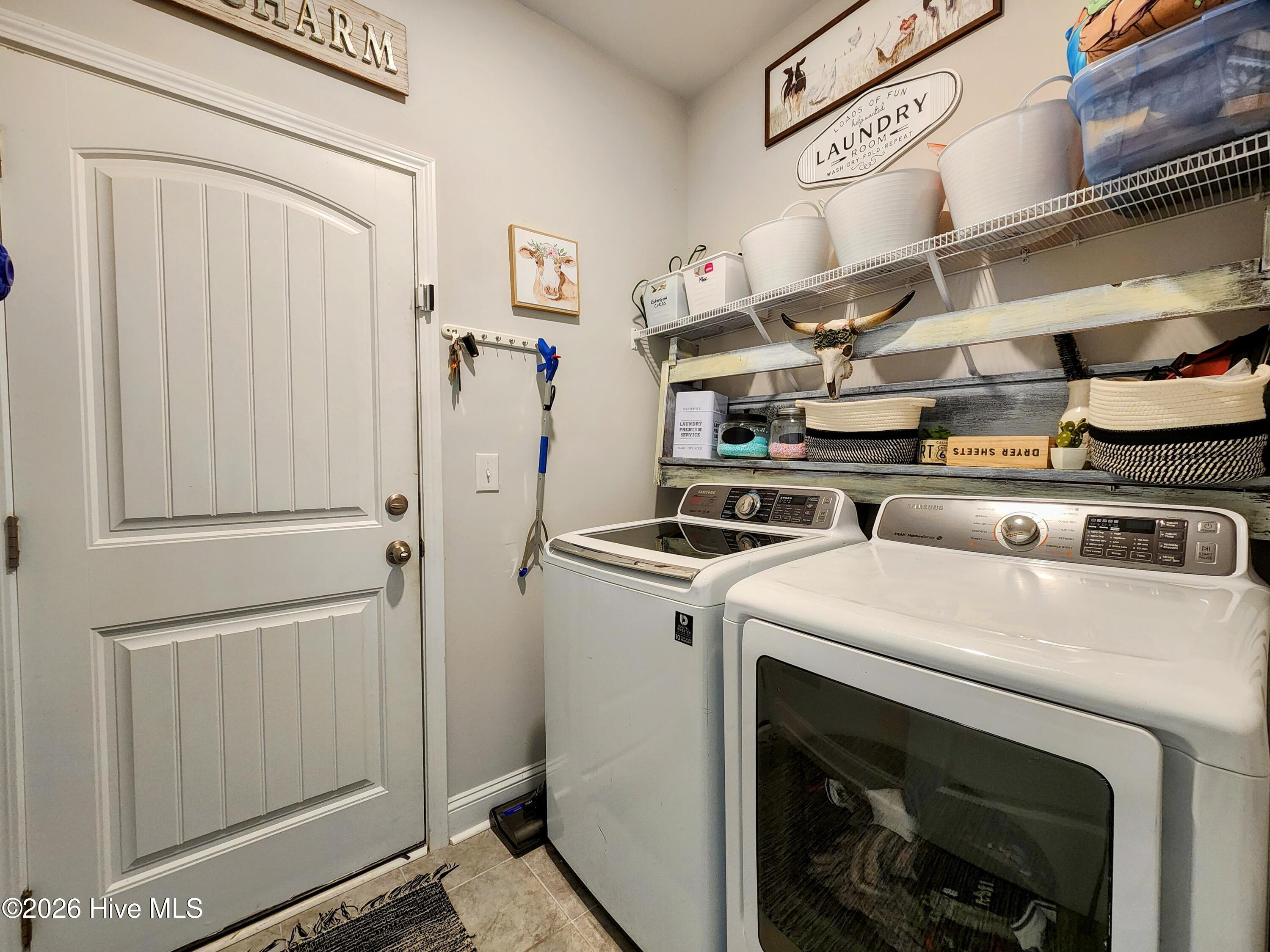 1133 Spincast Road Southport, NC 28461 - Photo 23 of 64 Laundry Room