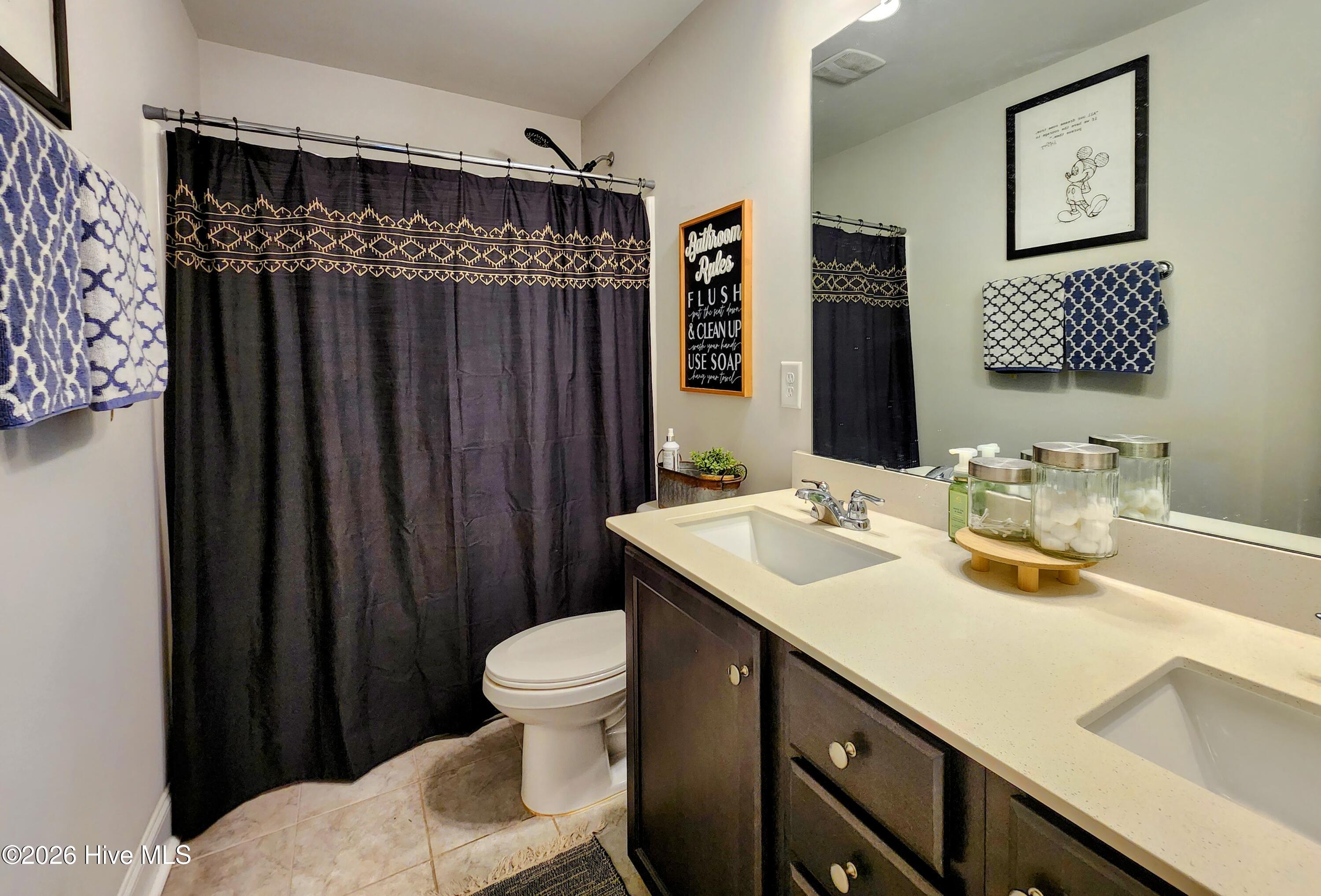 1133 Spincast Road Southport, NC 28461 - Photo 36 of 64 Hall Bath Upstairs