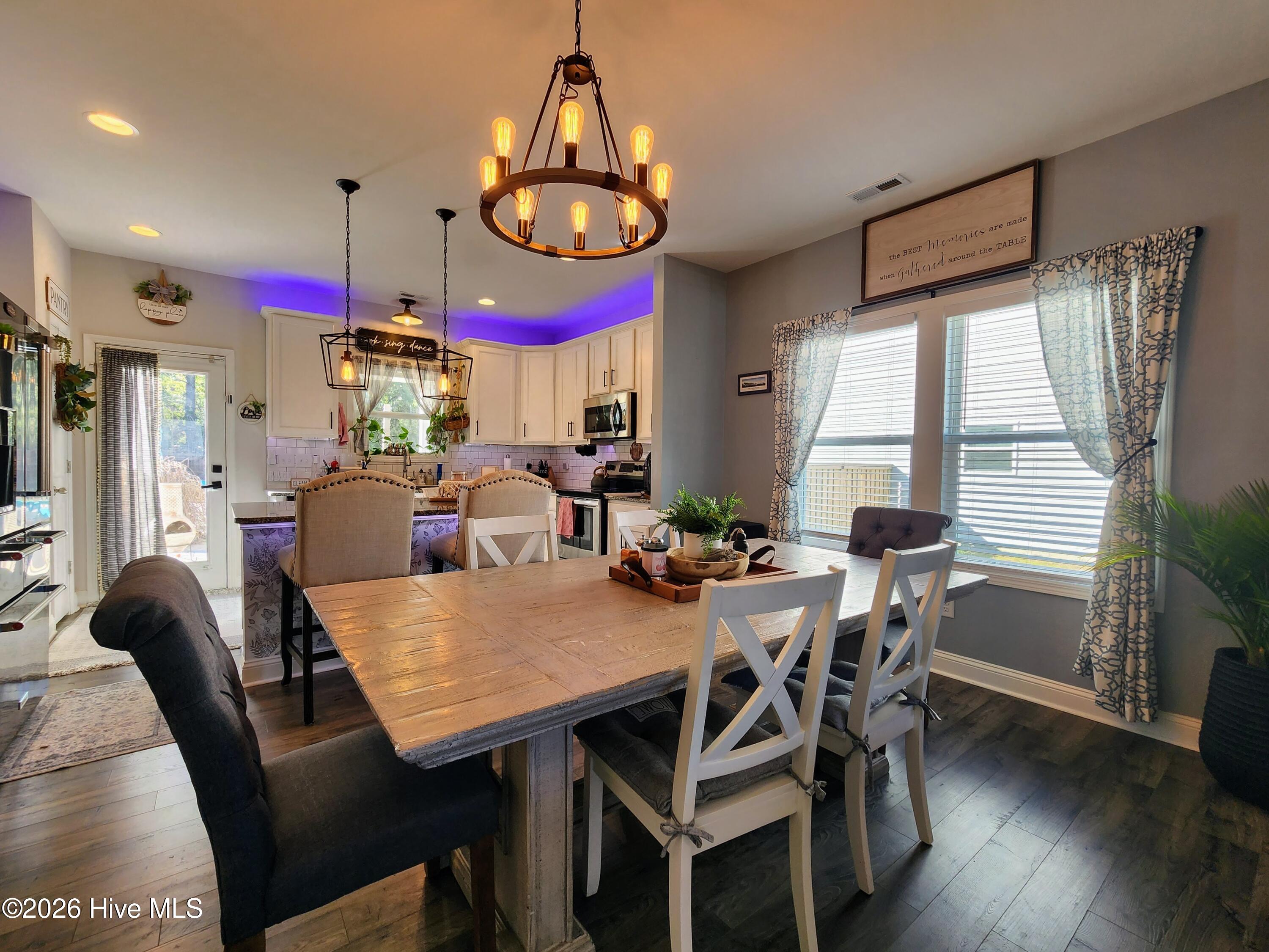 1133 Spincast Road Southport, NC 28461 - Photo 7 of 64 Dining Area