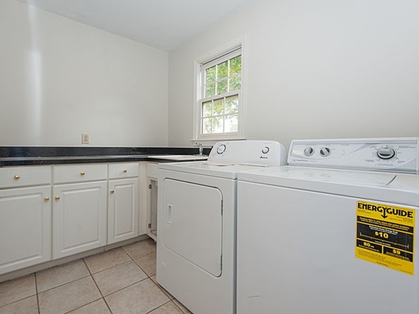 9 Considine Road Newton, MA 02459 - Photo 4 of 30 Gallery Image 4