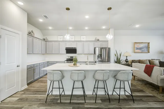 $2,600 | 2815 Torrey Pines Drive, Fulshear, TX 77423