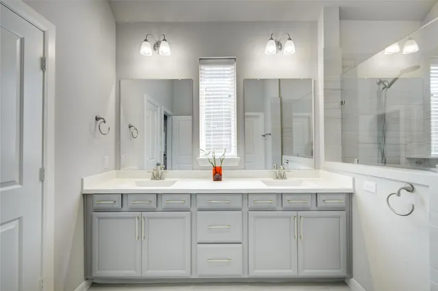 $2,600 | 2815 Torrey Pines Drive, Fulshear, TX 77423