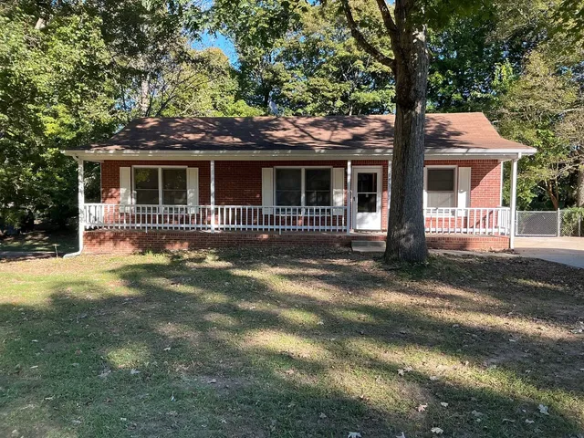 $1,350 | 1705 Setter Road, Clarksville, TN 37042