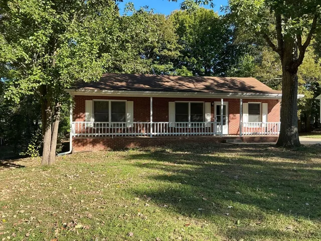 $1,350 | 1705 Setter Road, Clarksville, TN 37042