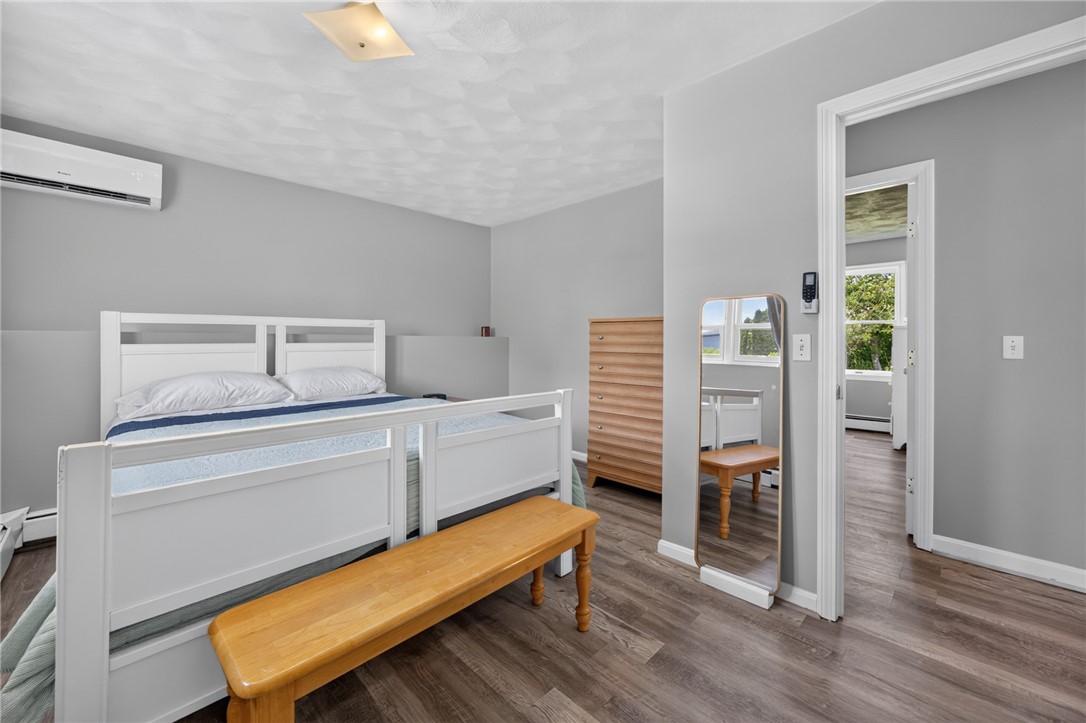 8 SW Road Narragansett, RI 02882 - Photo 24 of 42 Bedroom 3