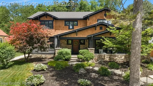 $1,099,900 | 128 Mt Vernon Boulevard, Royal Oak, MI 48073