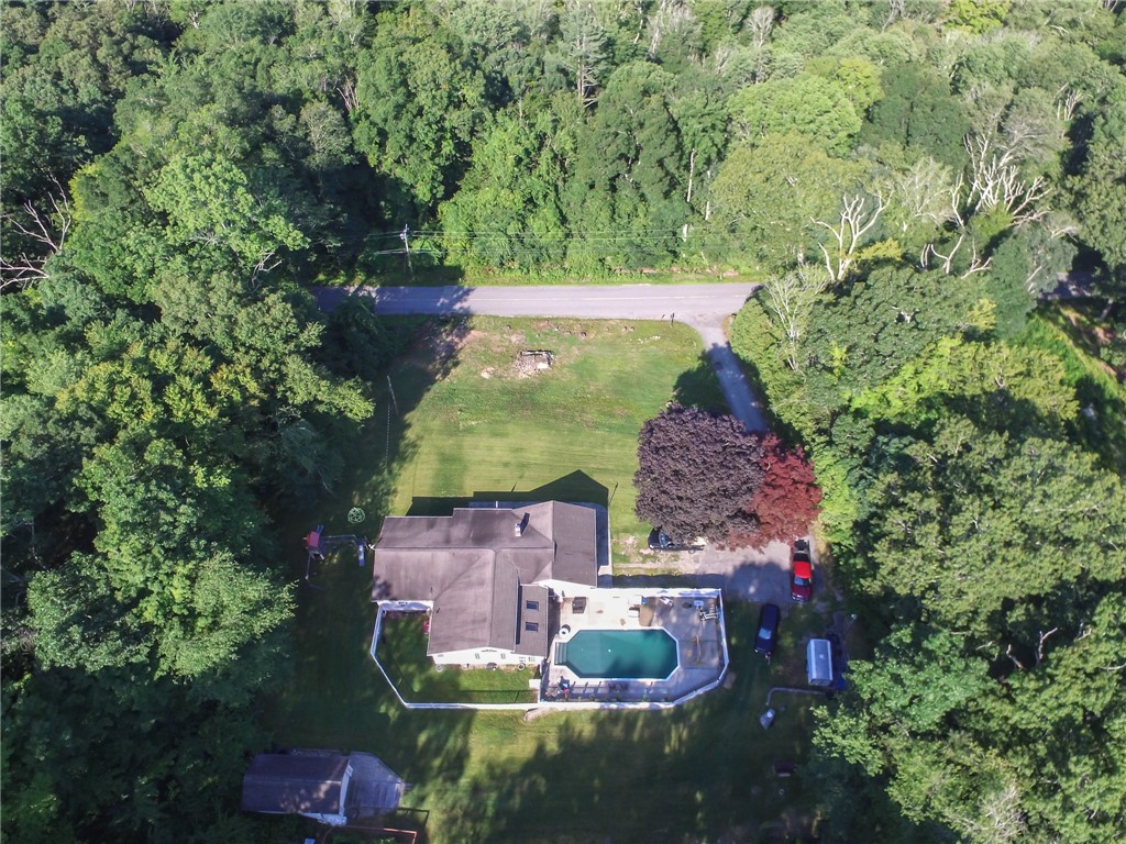 92 New Road Plainfield, CT 06354 - Photo 4 of 40 Gallery Image 4