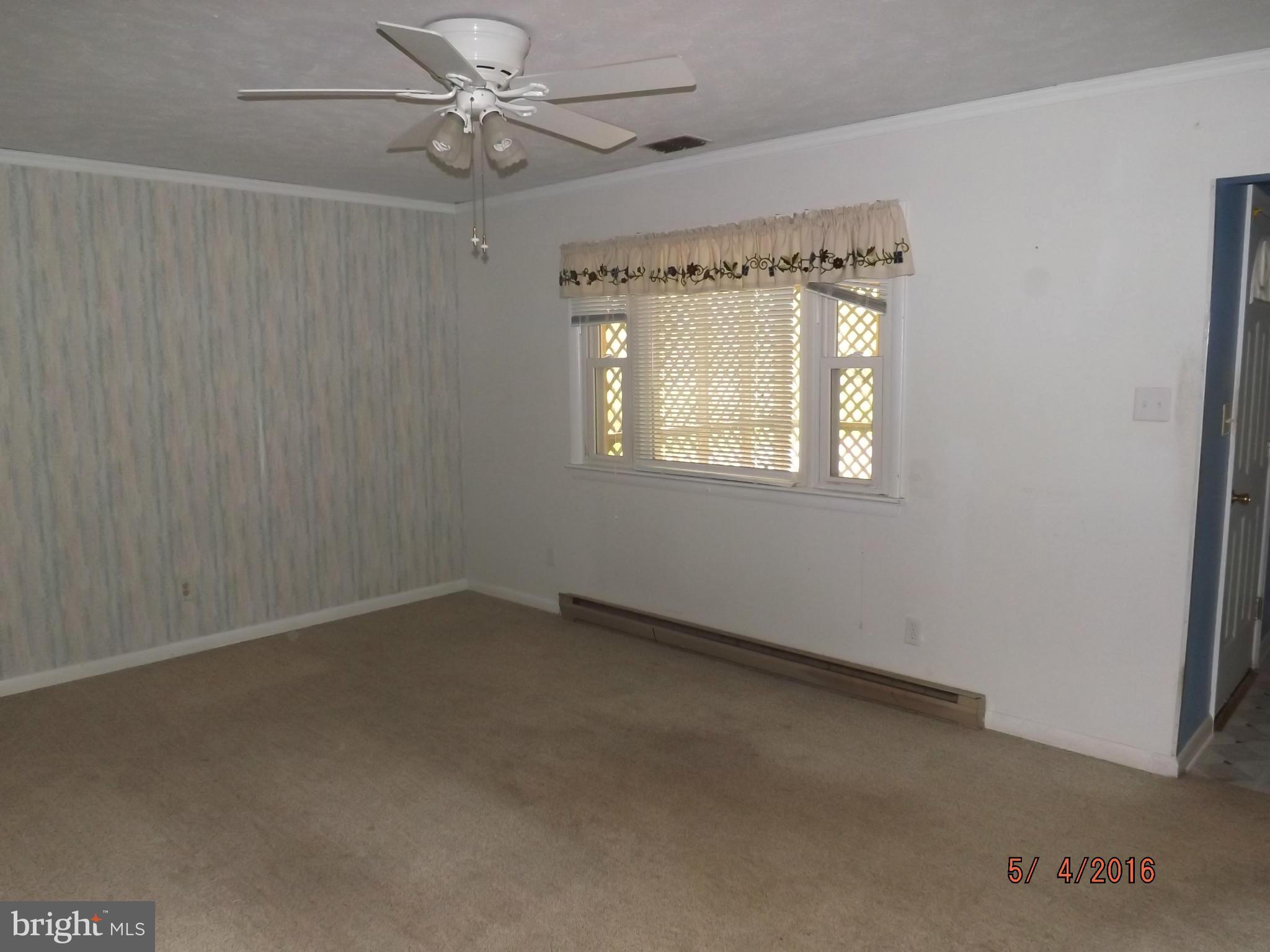 948 Morgan Ford Road Front Royal, VA 22630 - Photo 19 of 30 Living Room