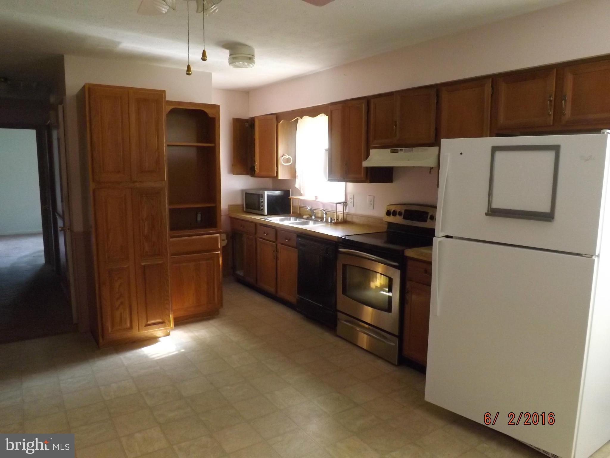 948 Morgan Ford Road Front Royal, VA 22630 - Photo 23 of 30 Kitchen