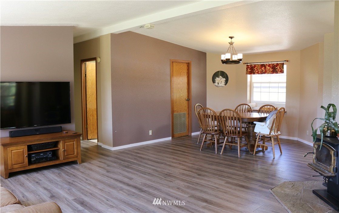 2303 Jess Road Custer, WA 98240 - Photo 12 of 24