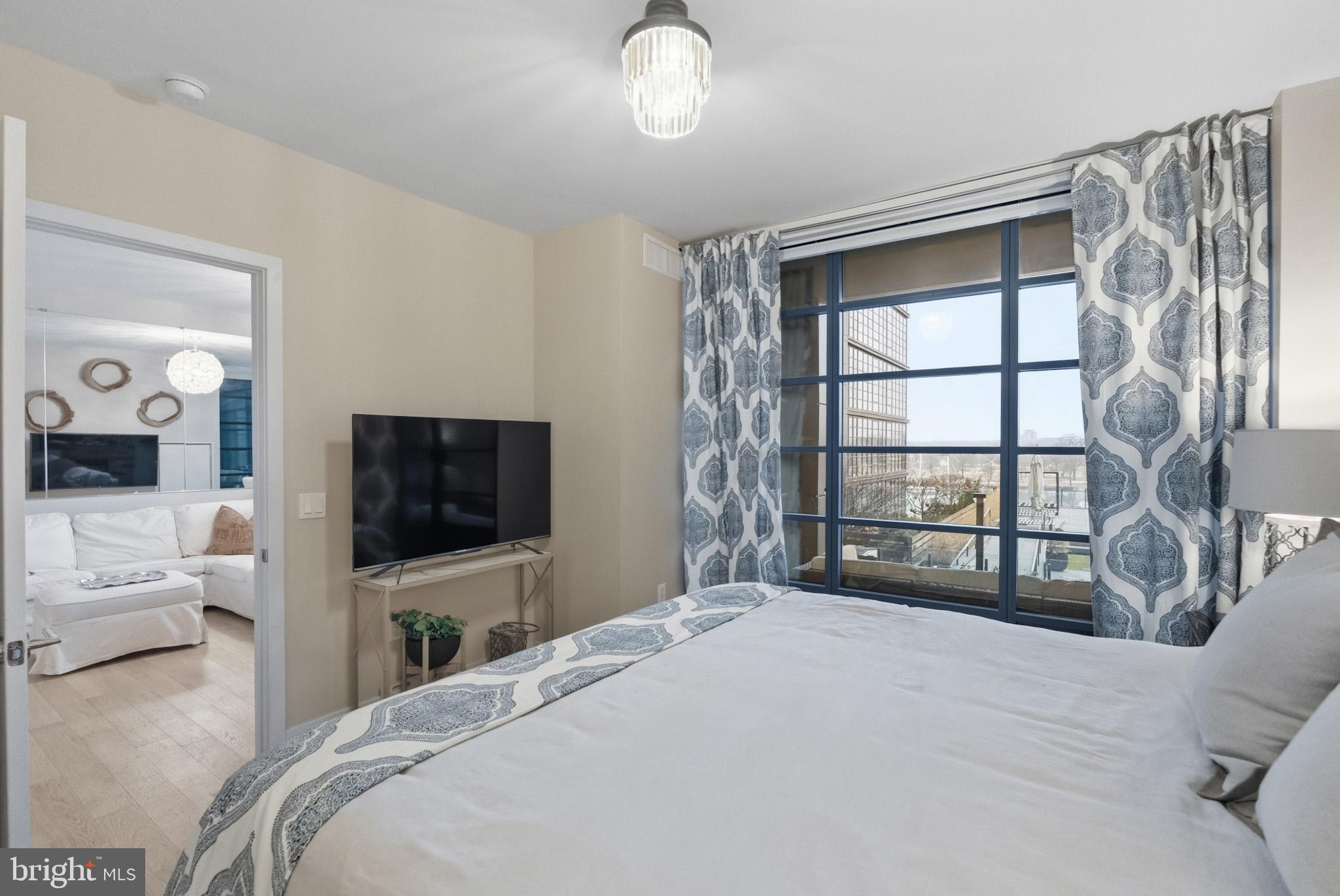 45 Sutton Square Southwest, Unit 403 Washington, DC 20024 - Photo 25 of 78