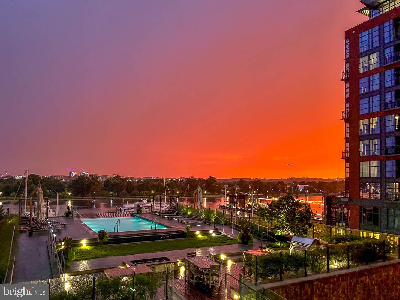 45 Sutton Square Southwest, Unit 403 Washington, DC 20024 - Photo 5 of 80