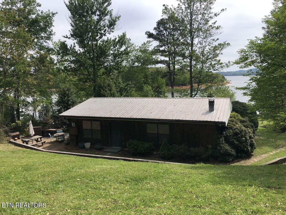 195 Woodland Drive Rutledge, TN 37861 - Photo 2 of 7 28439768_IMG_4157