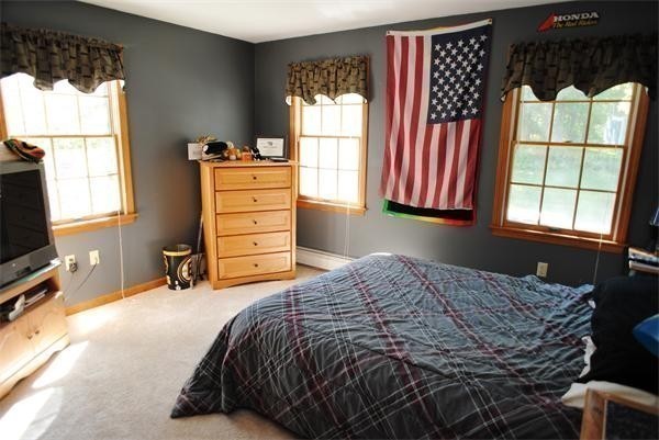 386 Simpson Road Marlborough, MA 01752 - Photo 12 of 22 Gallery Image 12