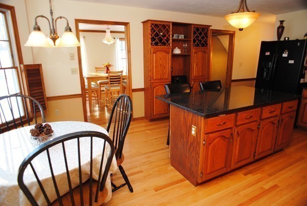 386 Simpson Road Marlborough, MA 01752 - Photo 6 of 22 Gallery Image 6