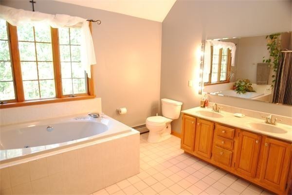 386 Simpson Road Marlborough, MA 01752 - Photo 10 of 22 Gallery Image 10