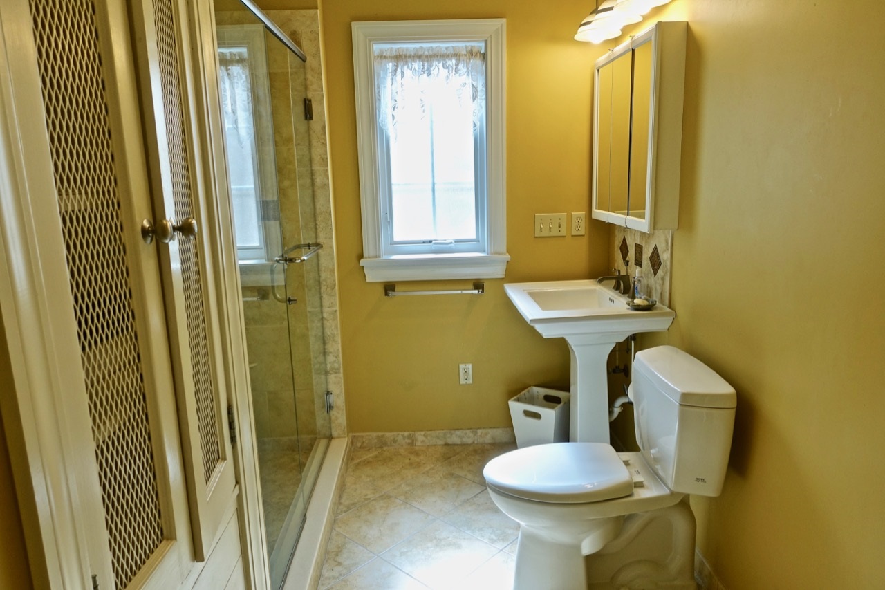 225 North Winthrop Road Muncie, IN 47304 - Photo 23 of 36 Gallery Image 23