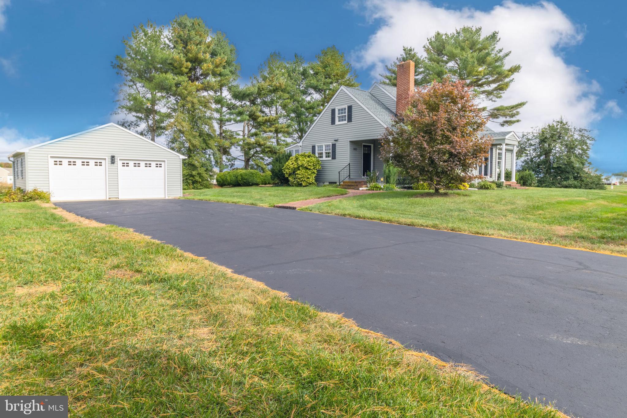 981 Fieldsboro Road Townsend, DE 19734 - Photo 2 of 29