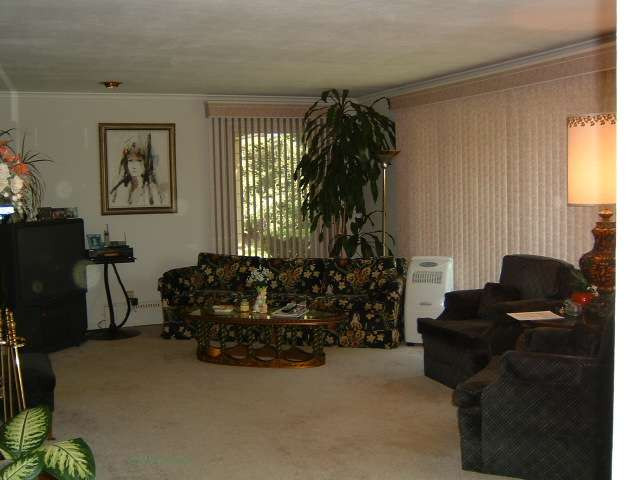 115 Golf Course Road Amsterdam, NY 12010 - Photo 3 of 6 Photo 3