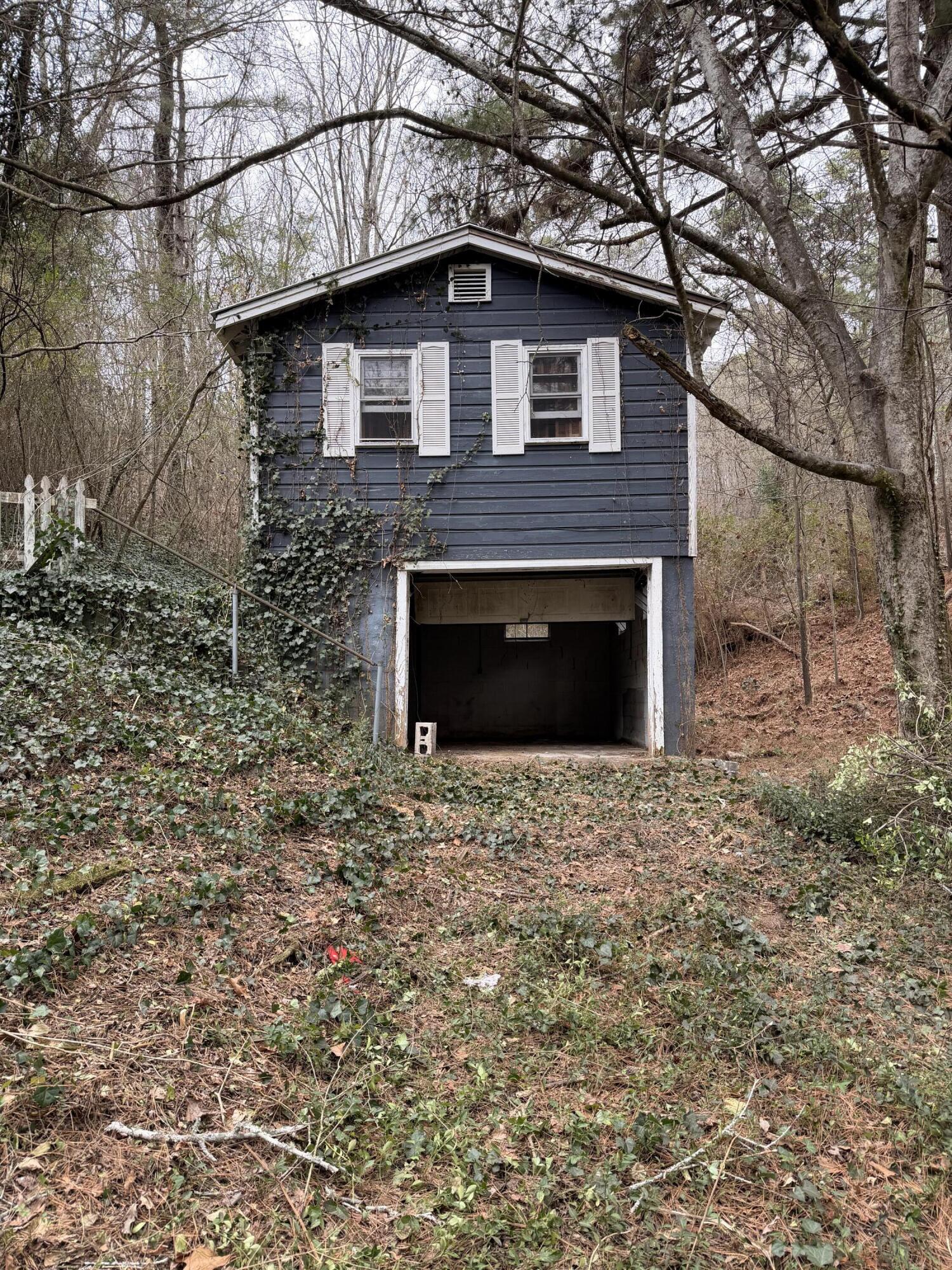 133 Mission Ridge Road Rossville, GA 30741 - Photo 4 of 19 IMG_1874
