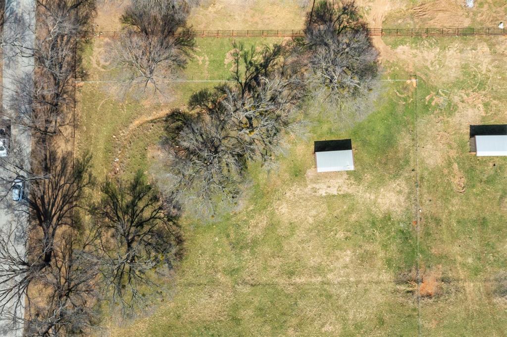 700 Gilliland Road Springtown, TX 76082 - Photo 9 of 12 a view of a brick wall