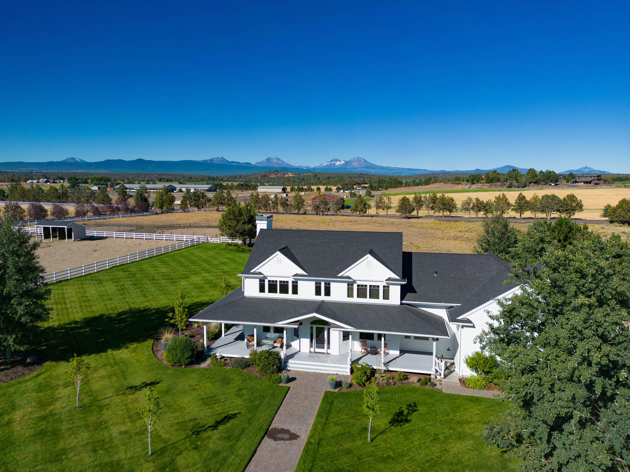 66290 Cline Falls Road Bend, OR 97703 - Photo 32 of 59 arealhouseoregonsevenpeaksestate