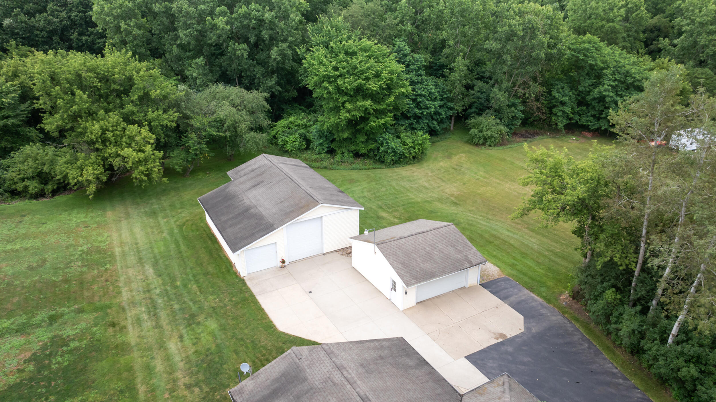 2230 O'leary Road Jackson, MI 49201 - Photo 3 of 64 2230 o'leary rd jackson mi - 0003