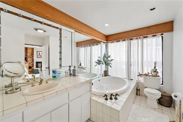 $5,095,000 | 312 Emerald Bay, Laguna Beach, CA 92651