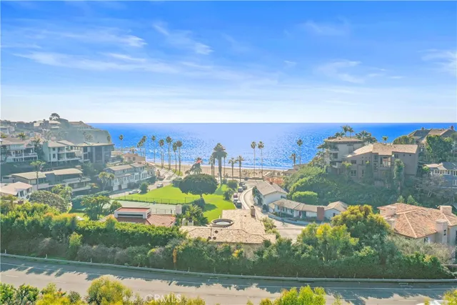 $5,095,000 | 312 Emerald Bay, Laguna Beach, CA 92651