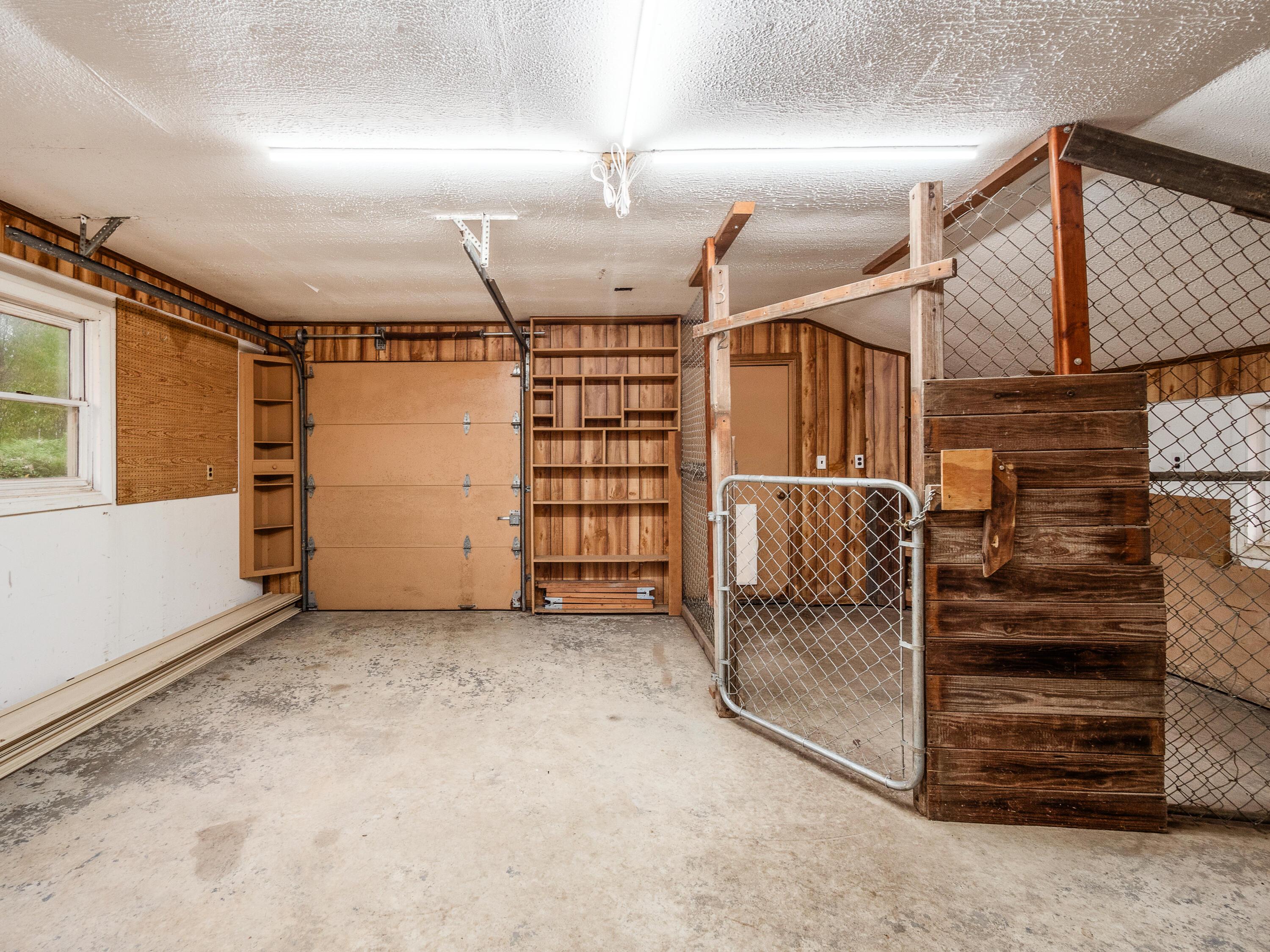 382 Forward Pass Road Southwest Pataskala, OH 43062 - Photo 42 of 71 Dog kennel - barn w/1 door