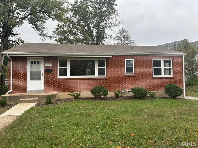 $314,900 | 8604 Red Bud Avenue, Richmond Heights, MO 63117
