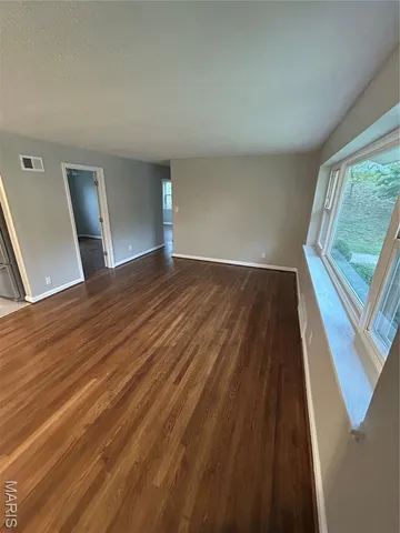 $314,900 | 8604 Red Bud Avenue, Richmond Heights, MO 63117