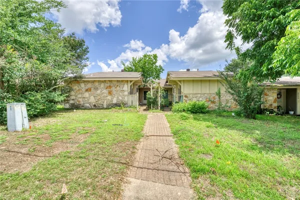 $179,000 | 2525 Longmire Drive, College Station, TX 77845