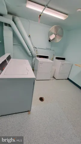 $250,000 | 3300 Woodburn Village Drive, Unit 22, Annandale, VA 22003