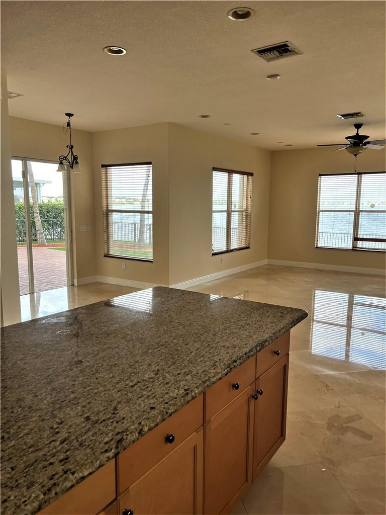 17989 Southwest 54th Street Miramar, FL 33029 - Photo 14 of 53 Photo 14