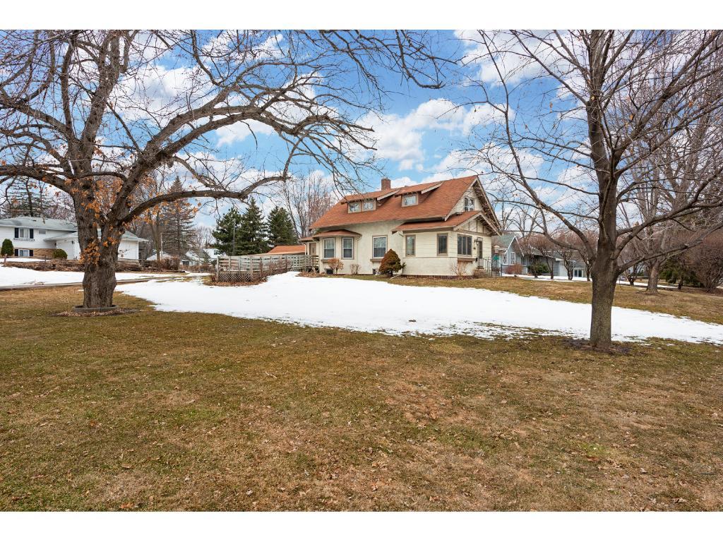 420 Blake Road South Hopkins, MN 55343 - Photo 2 of 23