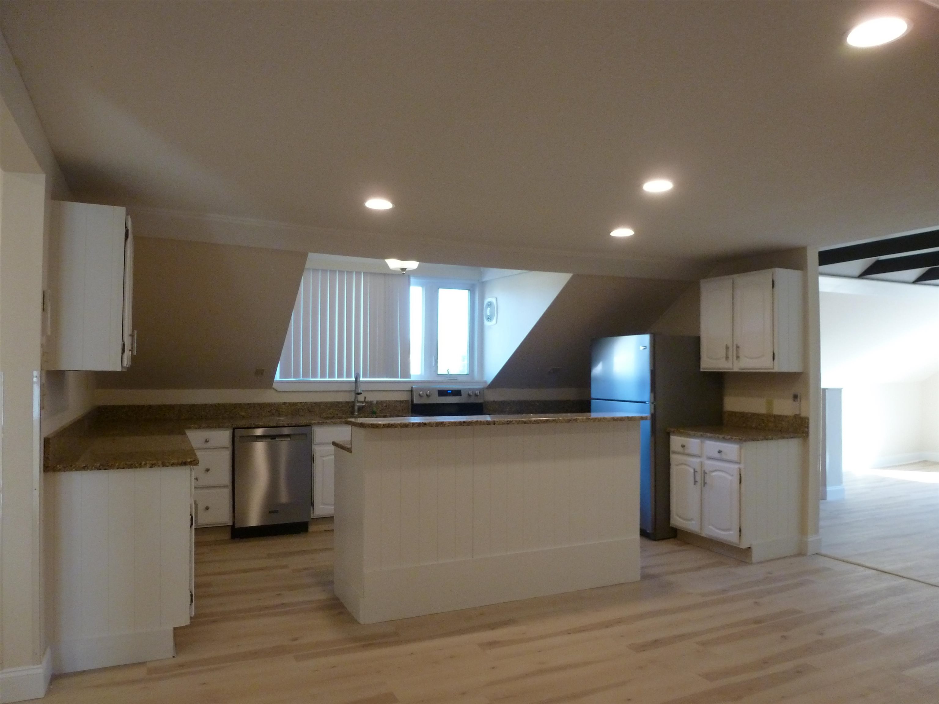 1155 Putney Road, Unit 1A Brattleboro, VT 05301 - Photo 3 of 12