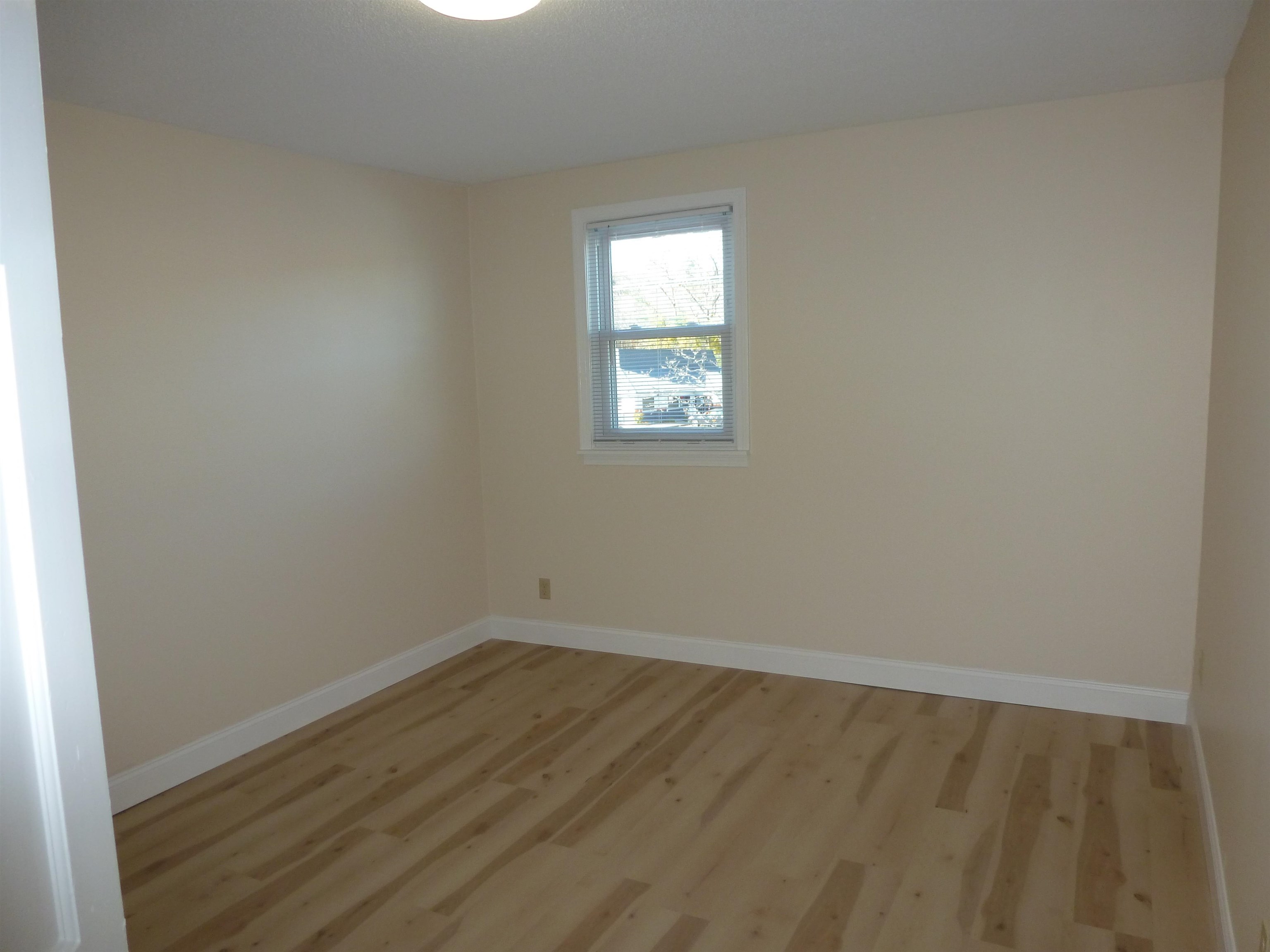 1155 Putney Road, Unit 1A Brattleboro, VT 05301 - Photo 9 of 12