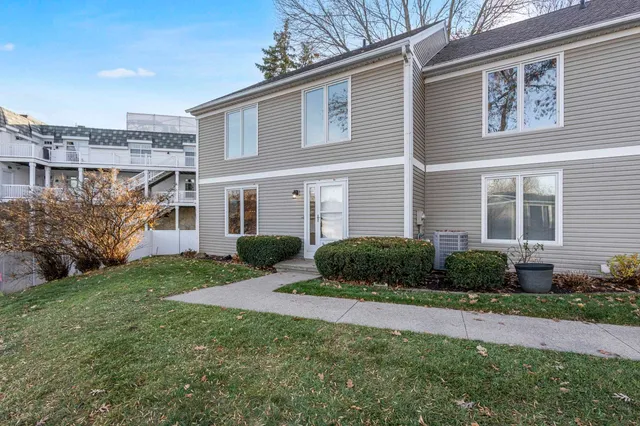 $609,900 | 490 South Lawson Drive, Unit C1 S6 S1, Green Lake, WI 54941