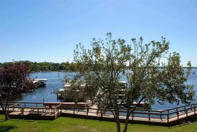 $609,900 | 490 South Lawson Drive, Unit C1 S6 S1, Green Lake, WI 54941
