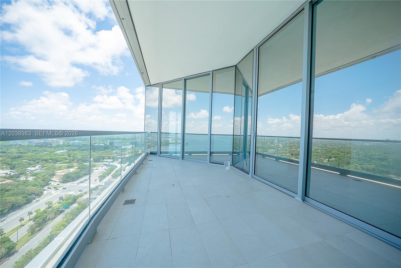 175 Southeast 25th Road, Unit 2703 Miami, FL 33129 - Photo 22 of 24